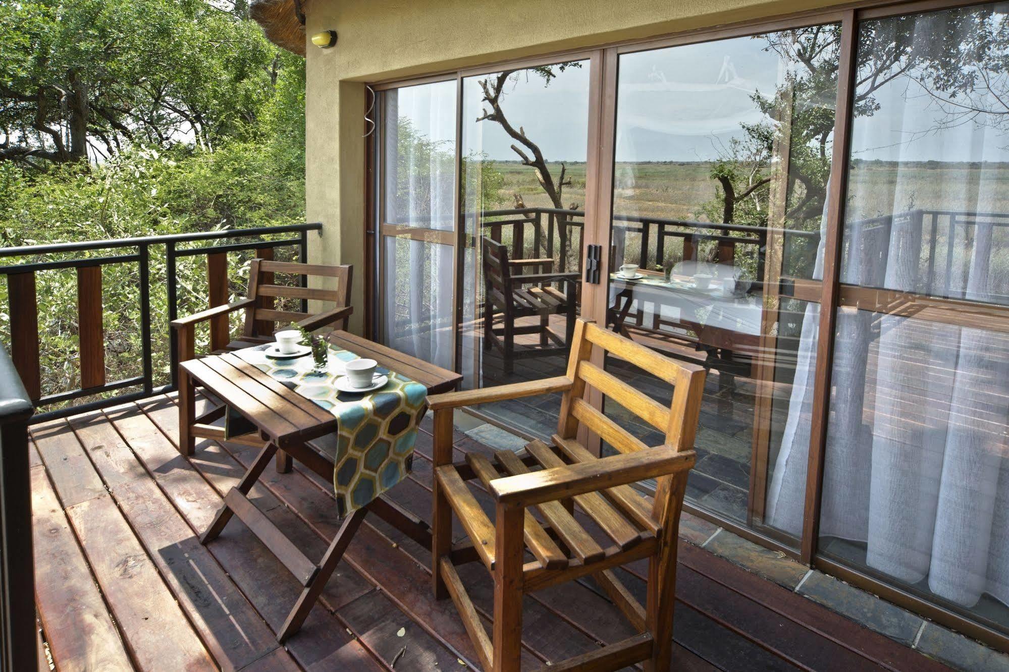 Namushasha River Lodge Sangwali Exterior photo